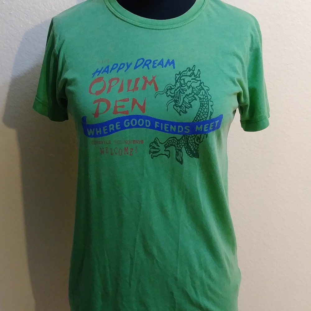 Urban Outfitters Classic Tee L